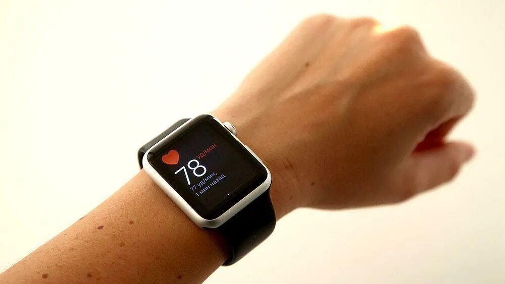 Apple watch измерение давления. Пульсометр Эппл вотч. Эпл вотч измерение пульса. Apple IWATCH измерение давления. Apple watch пульсометр.