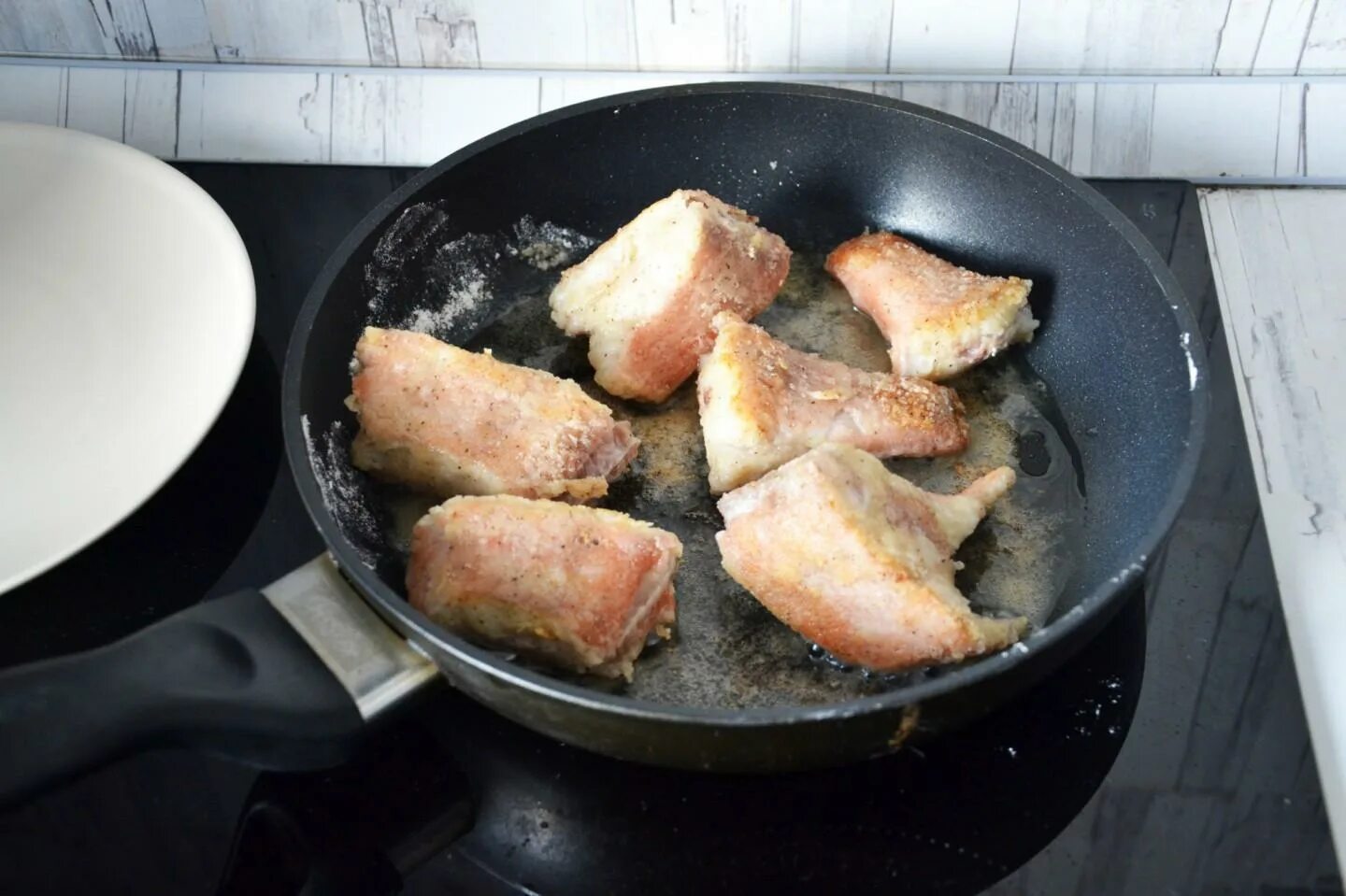 Cast Iron Fried Potatoes & Onions Solidteknics AUSfonte Sauteuse Pan - YouTube C