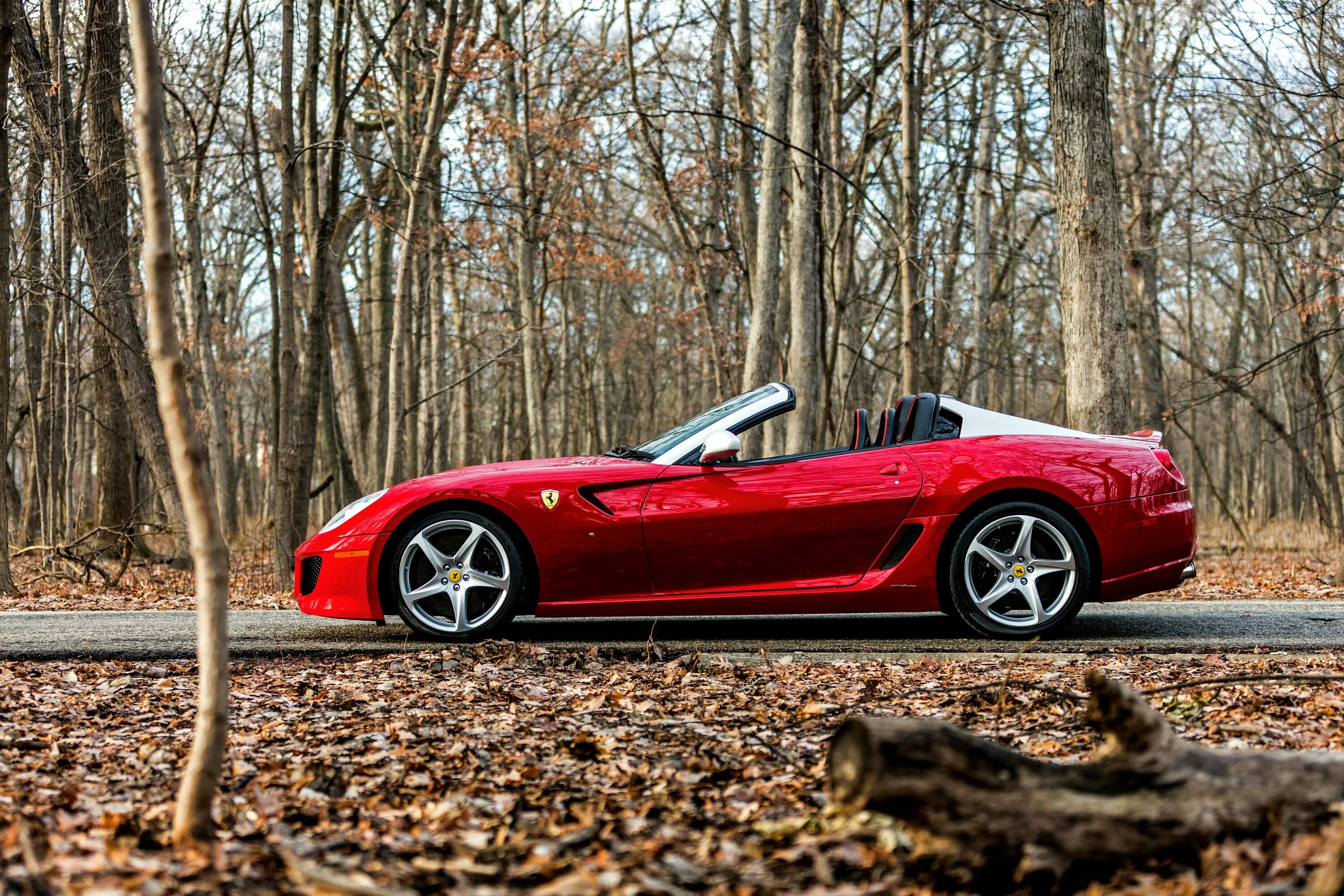 Красные машины фото. Автомобили Ferrari кабриолет. Ferrari Red Cabriolet. Феррари кабриолет красный. Красная Феррари машинка кабриолет.