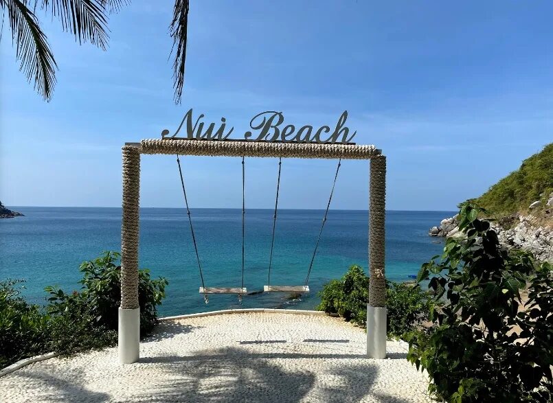Foto di ห า ด น ย (Nui Beach) Pantai di Mueang Phuket