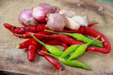 Перец чили с чесноком
