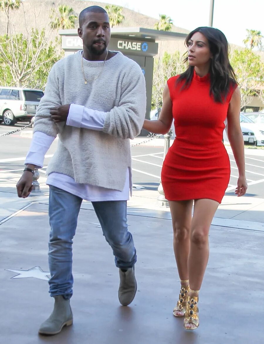 Кани вест и его жена. Kanye West жена. Кани Вест жена.