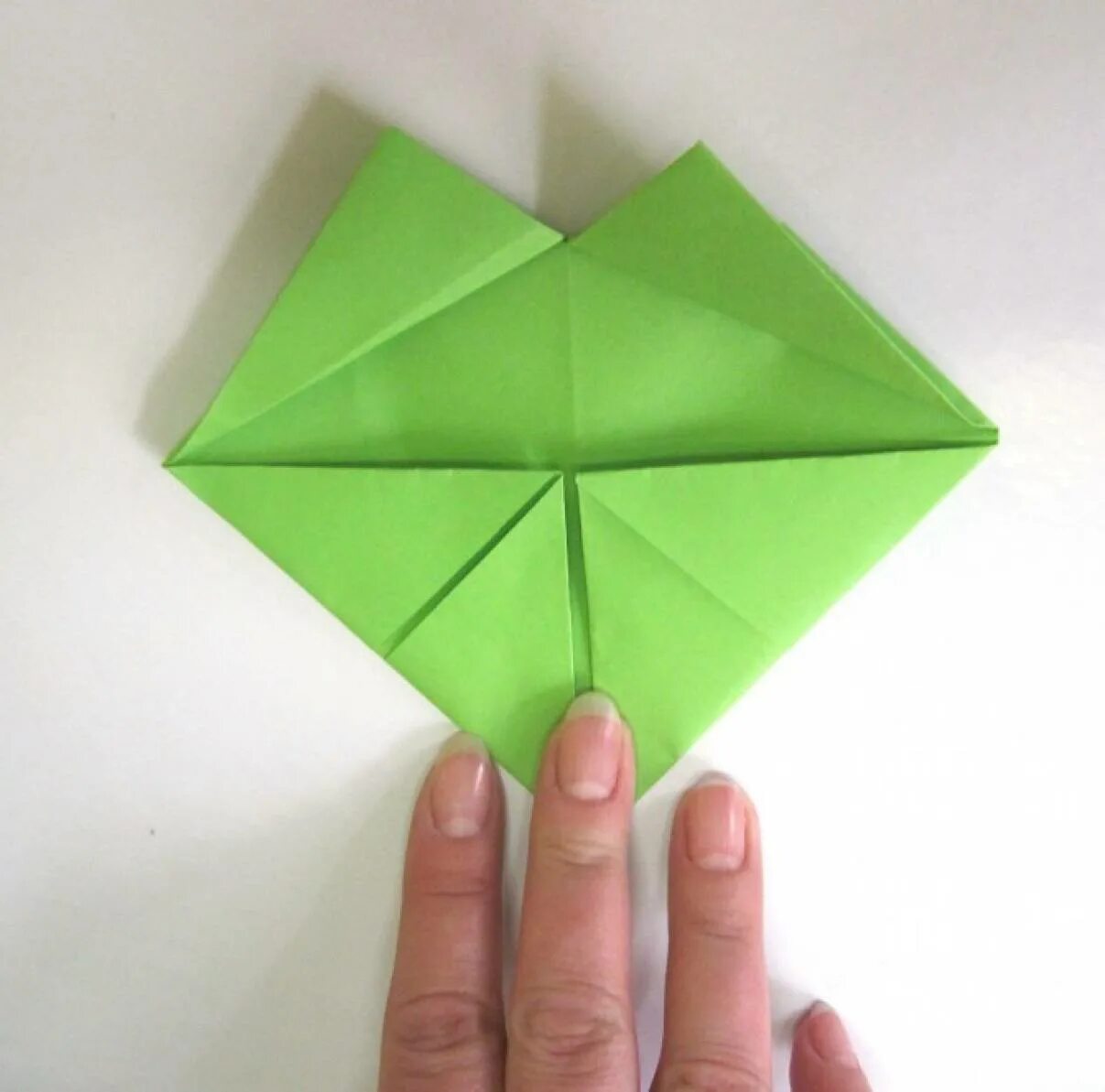 Оригами лягушка из бумаги 2 класс математика. Оригами голова лягушки. Оригами для детей квакушка. Базовая форма лягушка оригами. Оригами лягушка 2 класс.