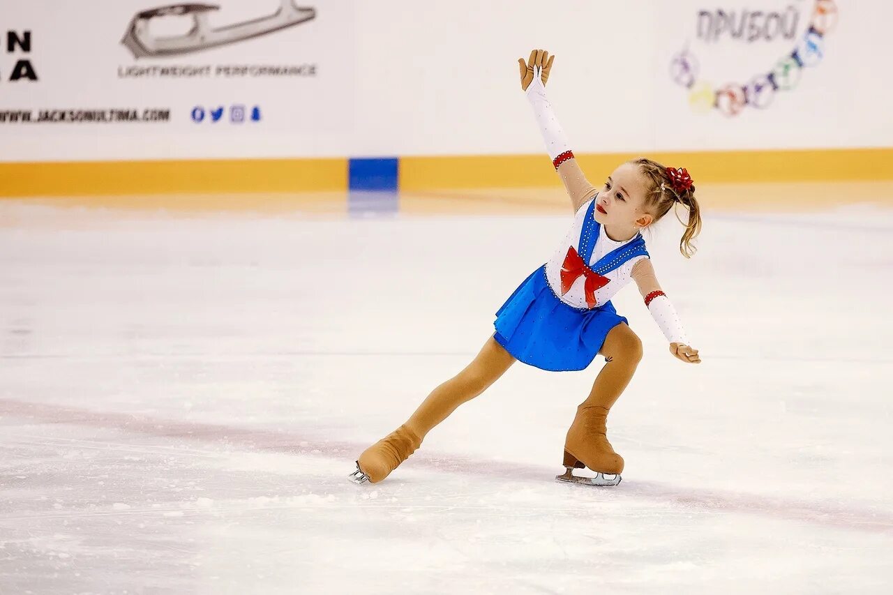 прибой тюмень фигурное катание. прибой тюмень фигурное катание тренера. тюменский фигурист. прибой тюмень фигурное катание. фигурное катание тюмень.