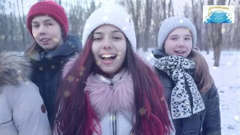 Большой детский хор в лесу родилась елочка