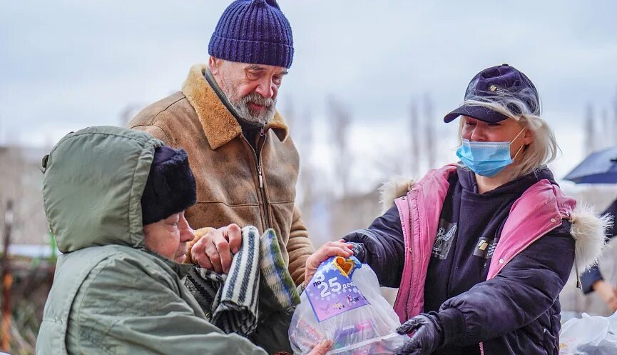 Акция: «твори добро» для животных. Помощь бездомным объявление. Постер помощь животным. Россошь помощь бездомным. Благотворительность бездомным.