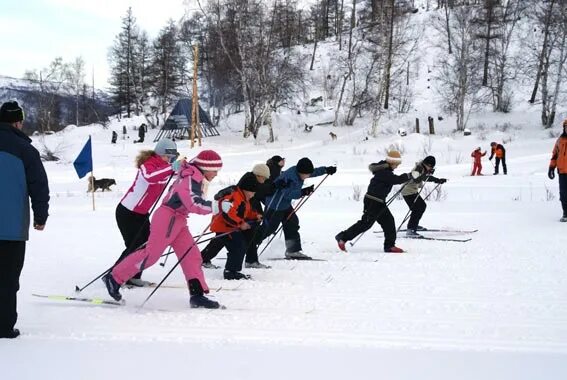 Парк быстринский реж. Первенство камчатского края. Эссо право. Эссо камчатка рыбалка. Детский сад эссо фото.