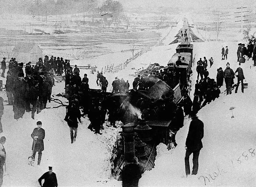 Москва в 1886 году. Нью йорк в 1899 году. Детская пурга 1888 года. Лондон 1888 год уайтчепел. 900 летие крещения руси.