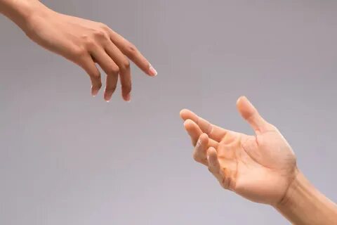 Покажи где руки