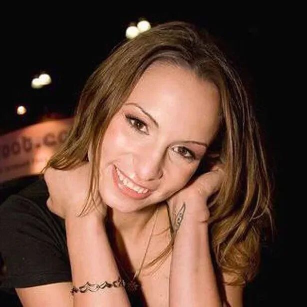 Амбер рейн. Эмбер рейн +могила. Амбер рейн мертвая. Эмбер райн. Амбер рейн.