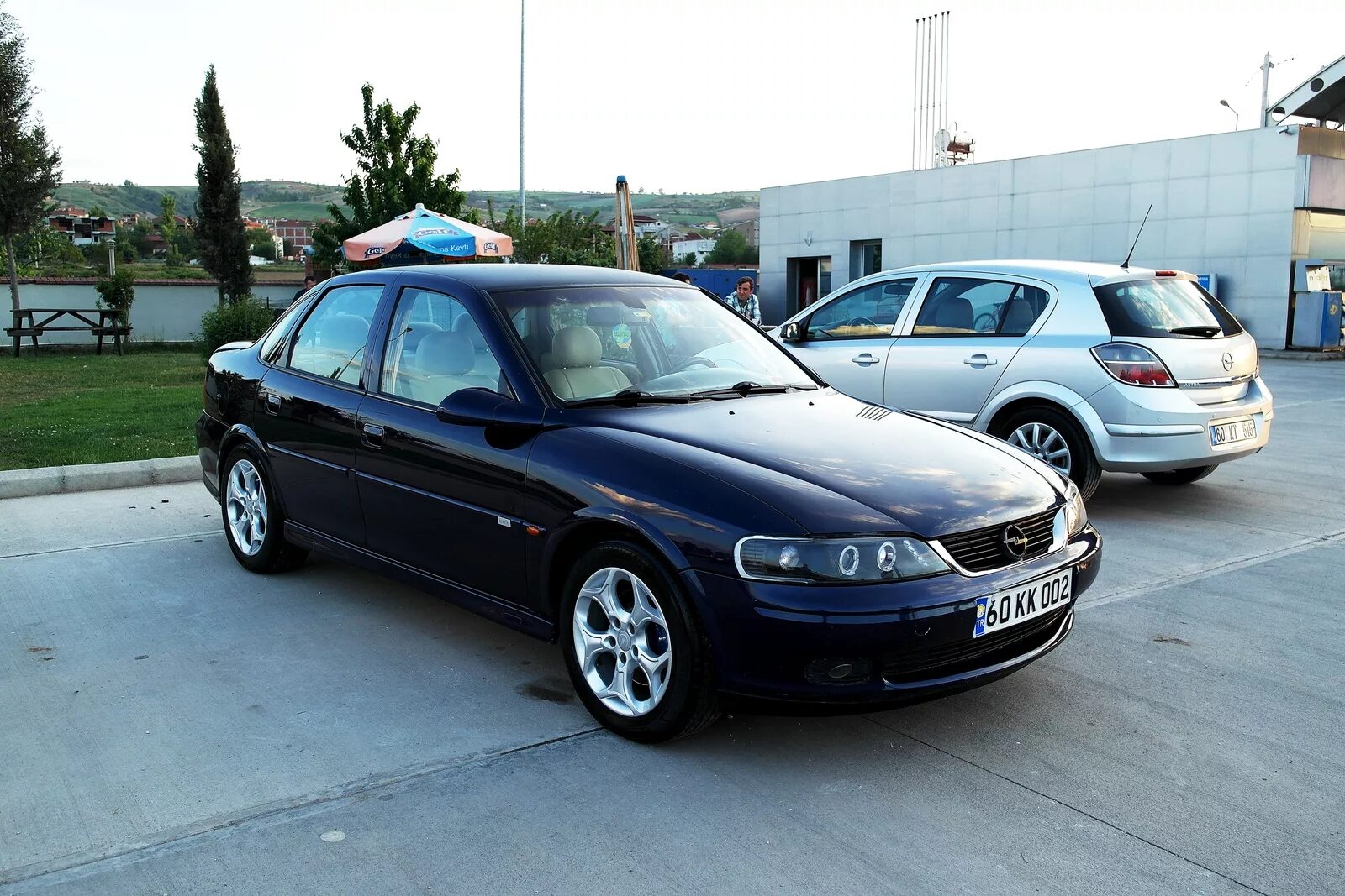 Vectra b. Opel Vectra, 1996 седан. Опель Вектра б хэтчбек 1996. Опель Вектра б 1.8 бензин 2001.