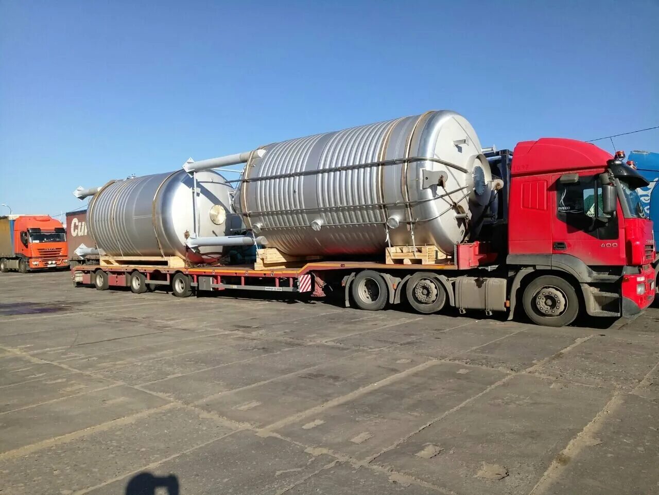 самые большие негабаритные грузы. тралом тсп 100т. грузовики автопоезда австралии. негабаритные и тяжеловесные грузы. крупногабаритные перевозки.