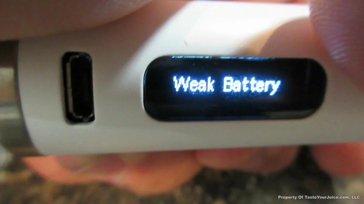 Battery weak. Battery weak на аегисе Ле. Weak Battery что означает. Weak Battery как исправить на вейпе.