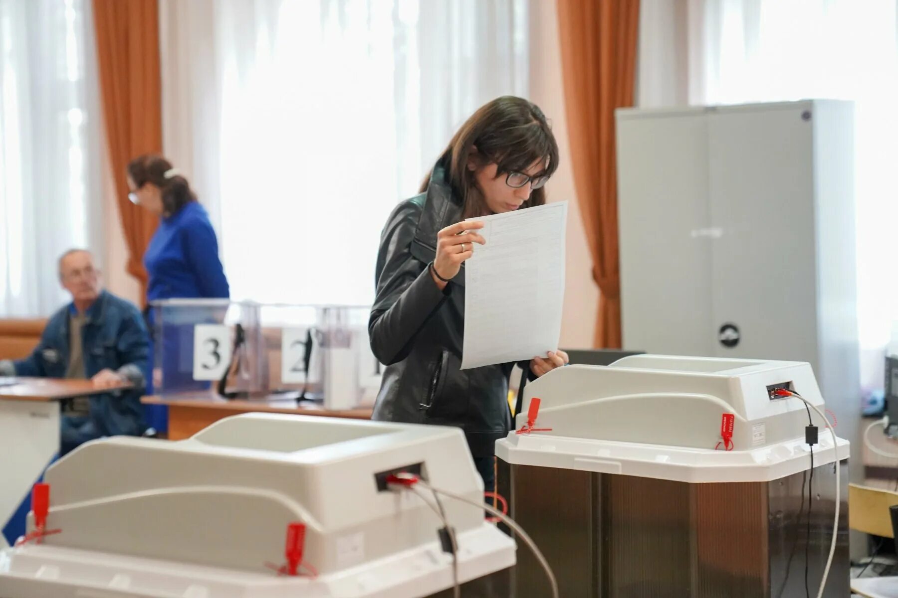 Муниципальные выборы. Выборы 2022 Москва избирательный участок. Участок для голосования. Голосование на избирательном участке.