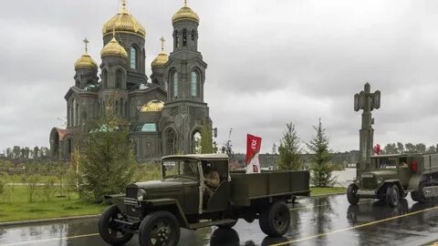 Дорога памяти в парке