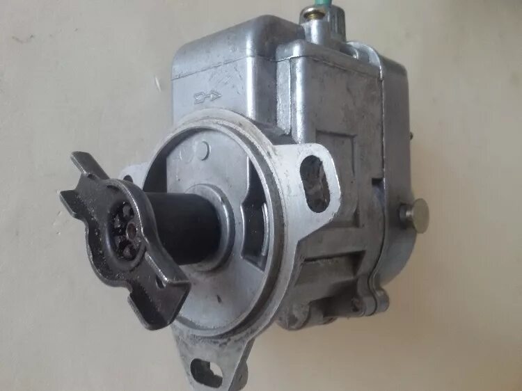 470. Магнето м-124-б пд-10. Магнето м-124-б пд-10. Магнето на пускач. Магнето на пускач.