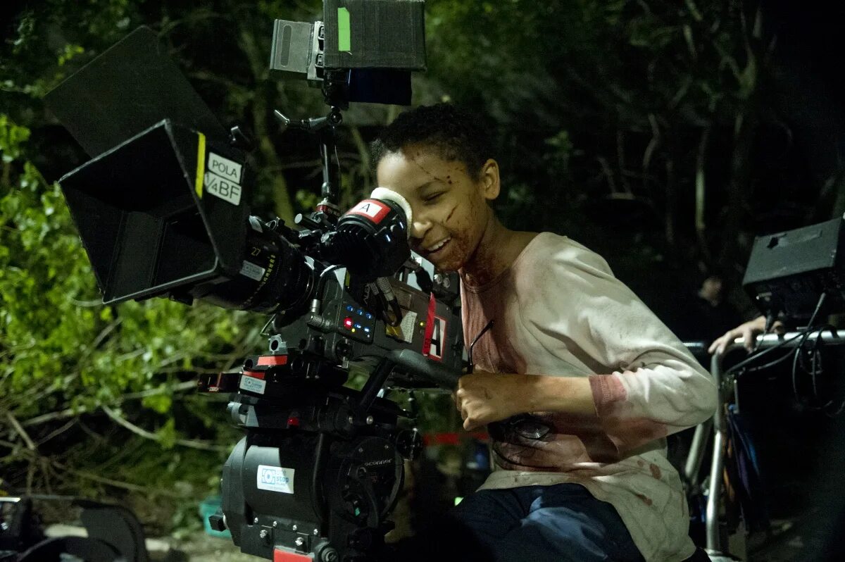 Новая эра z фильм 2016 город. Фильм новая эра 2. Новая эра фильм. Новая эра где. Новая эра где.