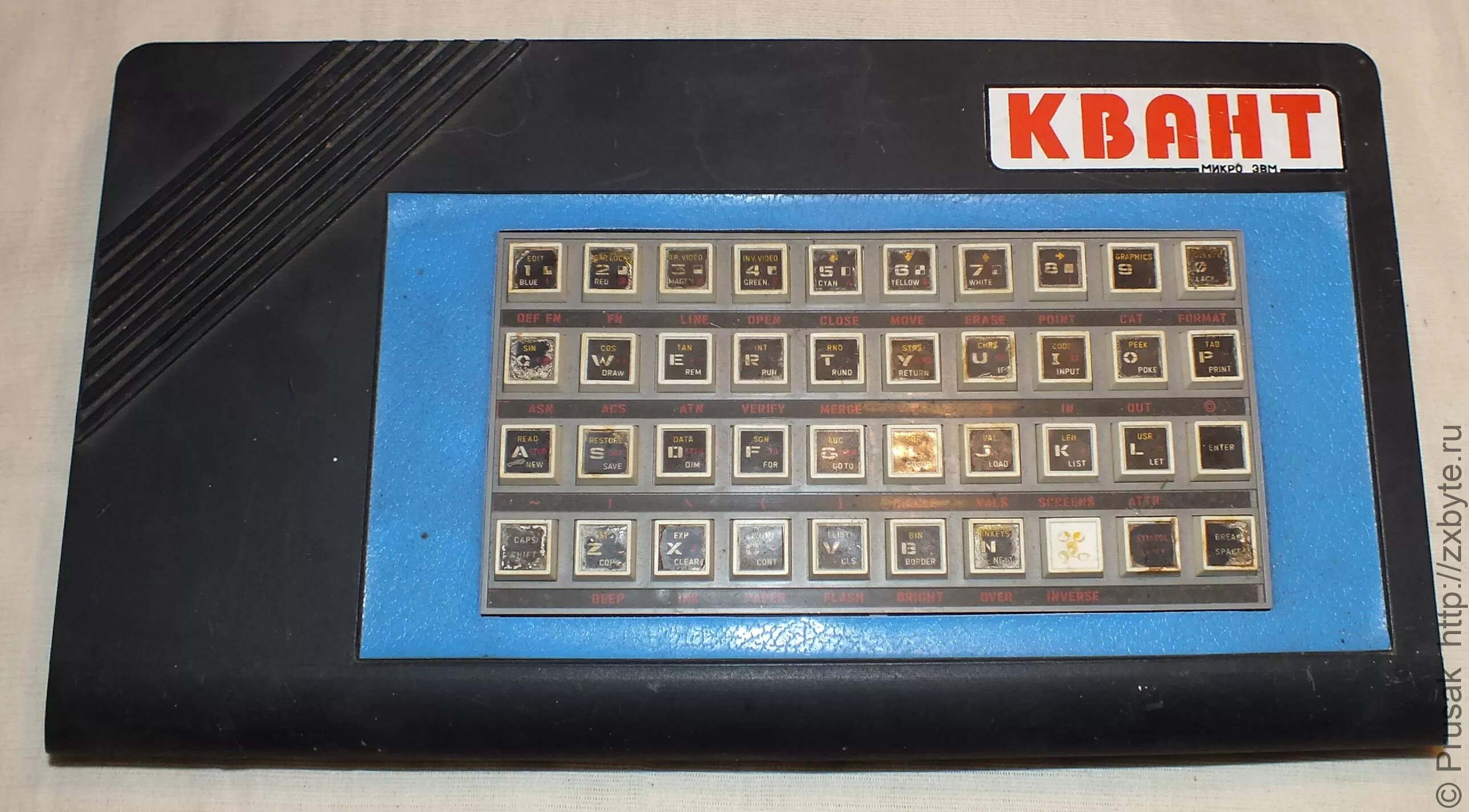 Квант в2. Квант бк компьютер. клавиатура квант. компьютер квант zx. компьютер квант-001.
