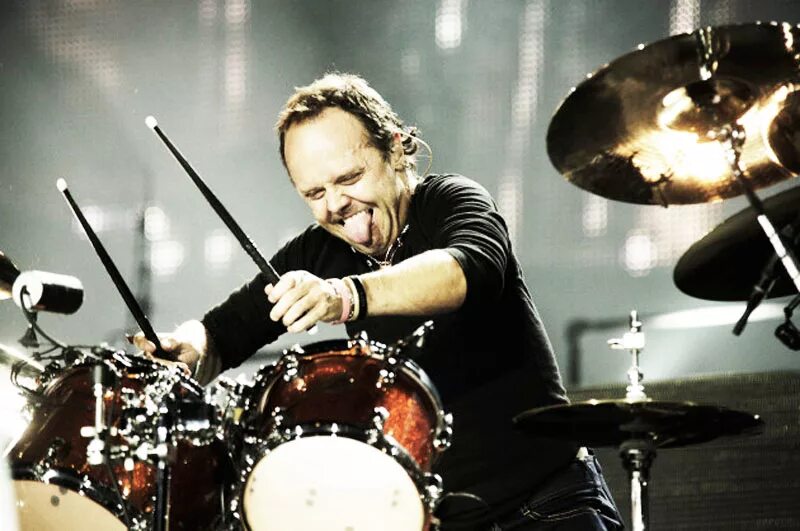 ульрих металлика. барабанщик metallica ларс ульрих. барабанщик металлики ларс ульрих. ларс ульрих барабанщик. барабанщик ларс ульрих.