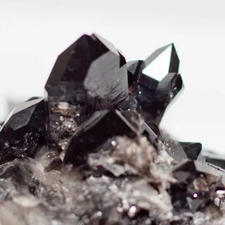 Морион камень