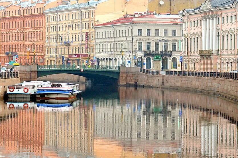 Мойка спб. Канал мойка в Санкт-Петербурге. Санкт-Петербург каналы река мойка. Улица мойка Санкт-Петербург. Гидронимы Санкт-Петербурга река мойка.