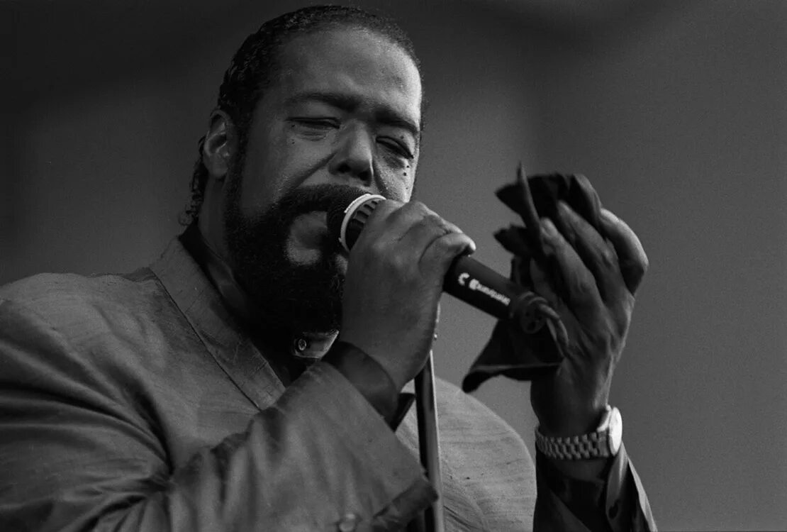 Музыка барри. Барри Уайт. Barry White фото. Barry White Isaac Hayes. Barry White в молодости.