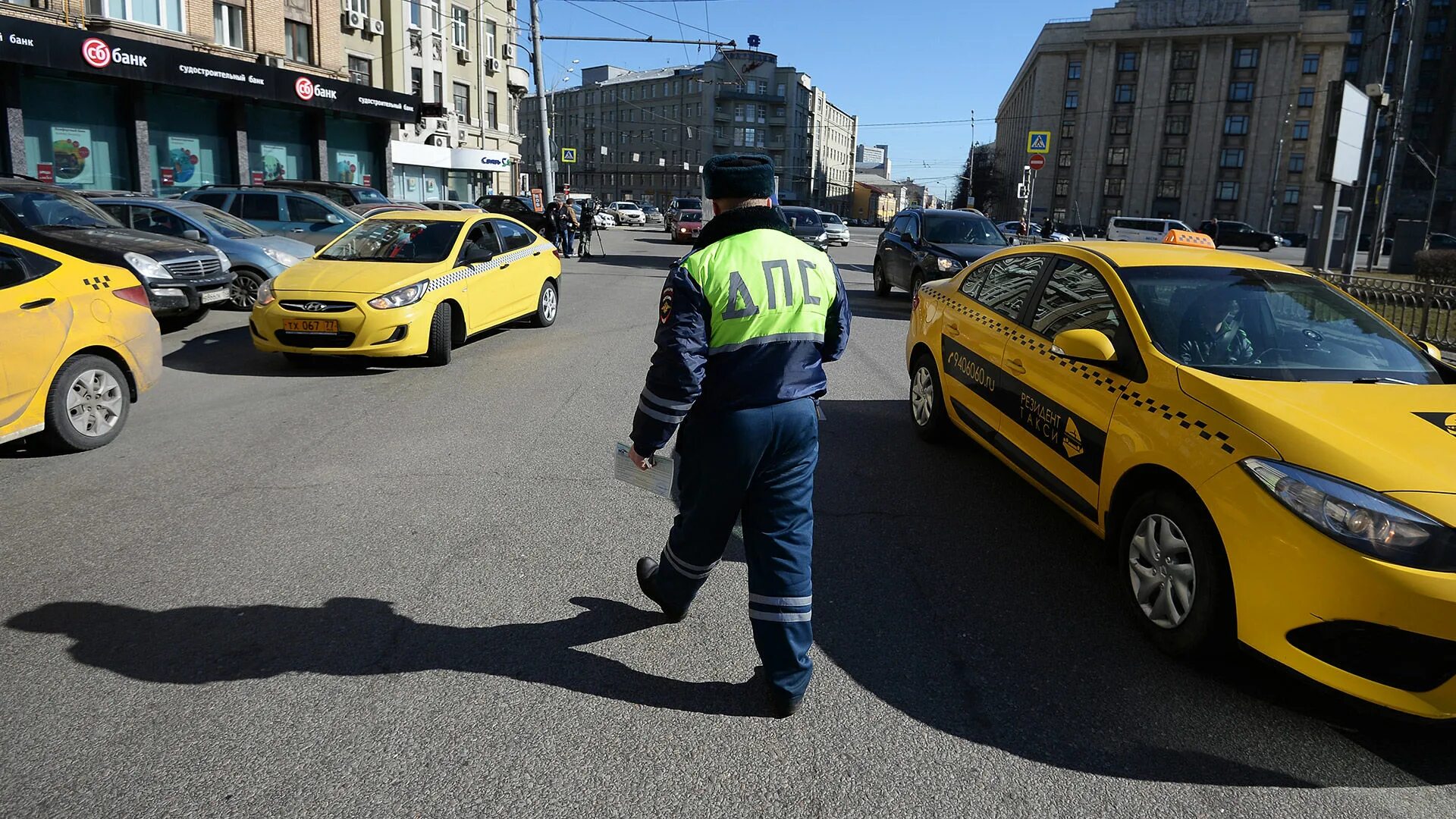 Гаишники таксисты