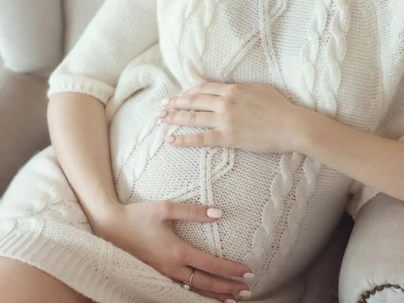 Беременность без. Беременных женщин. Красивая беременная девушка. Красивая беременная девушка. Красивая беременная девушка.