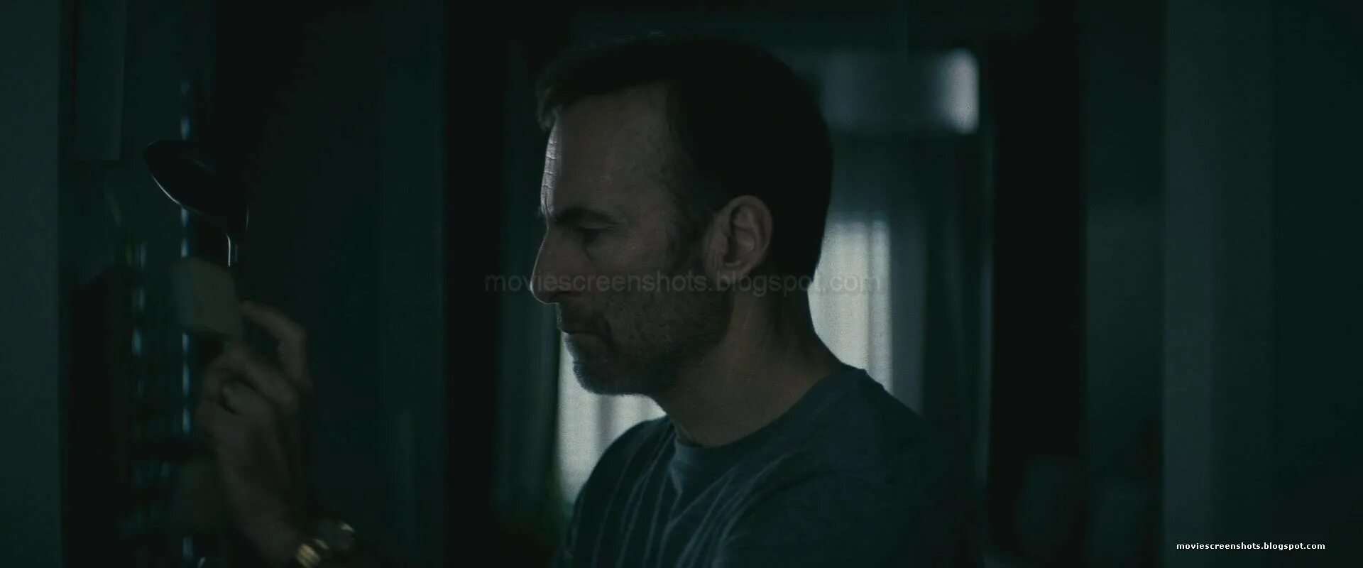 Суини американские боги. Хрупкие создания сериал 2020. Фильм никто 2021 1080. Воин 2 сезон постер. Трейлер фильма потерянная комната.