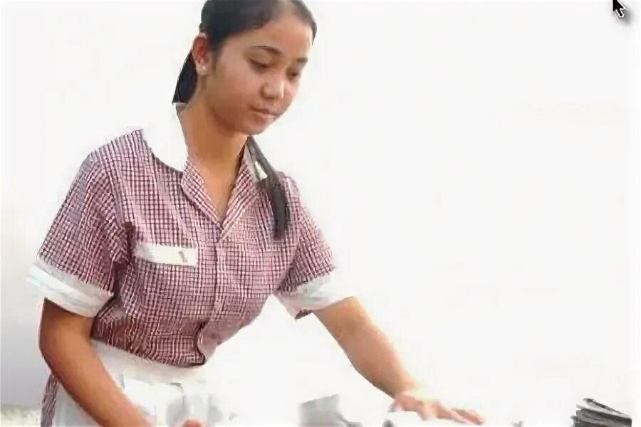 Няня филиппинка с проживанием. Домработницы из филиппин. Горничная с продивание. Няни филиппинки без посредников. Филиппинцы внешность.