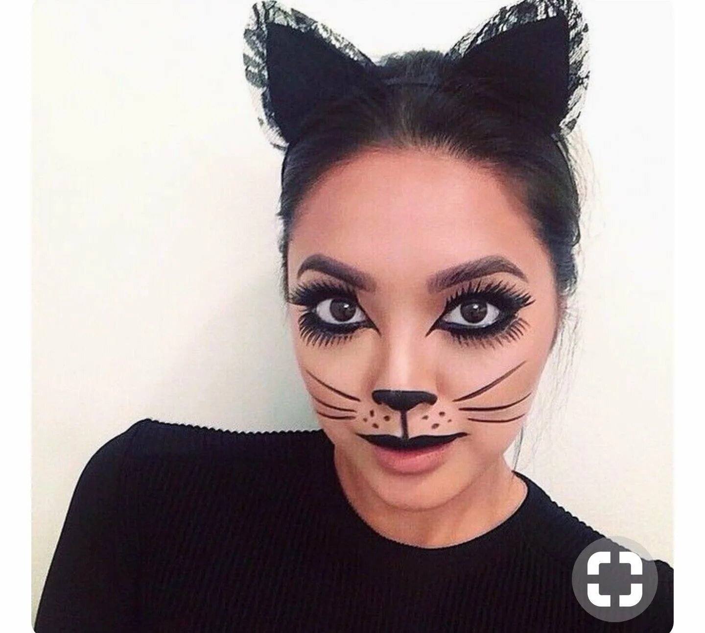 Макияж кошки. Гримм женщина кошка. Макияж женщины кошки. Макияж кота. Гримм кошки.