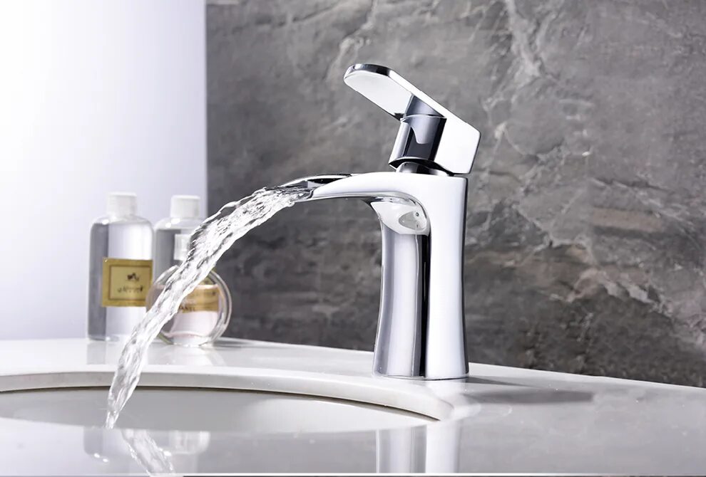 Grohe eurosmart 32824000. смеситель для раковины grohe get 23454000. как правильно выбрать смеситель для ванны. Grohe eurosmart cosmopolitan. качественные смесители для ванной.