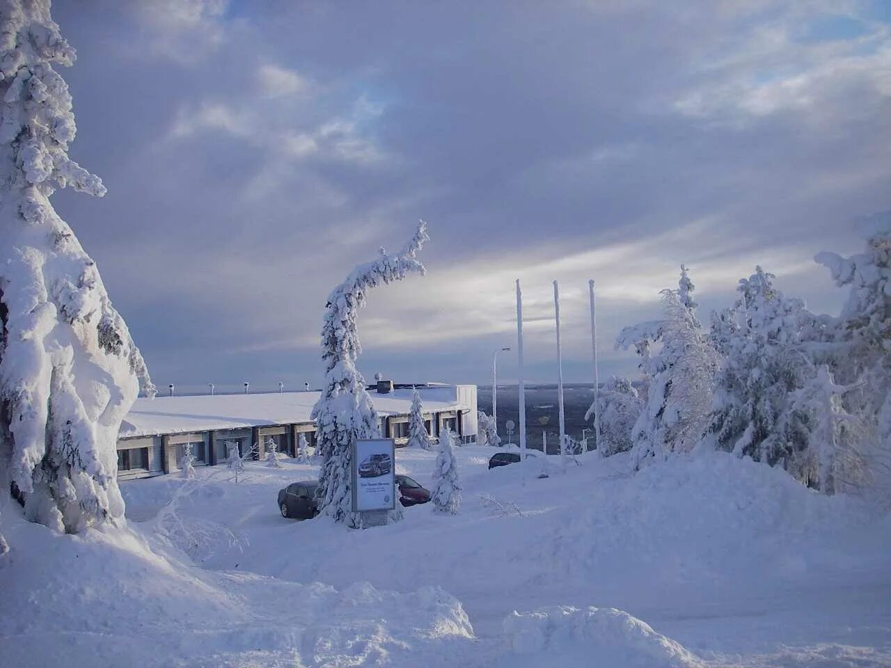 Финляндия январь. Элливуори Финляндия. Горнолыжный курорт Элливуори. Финляндия в январе. Ellivuori.