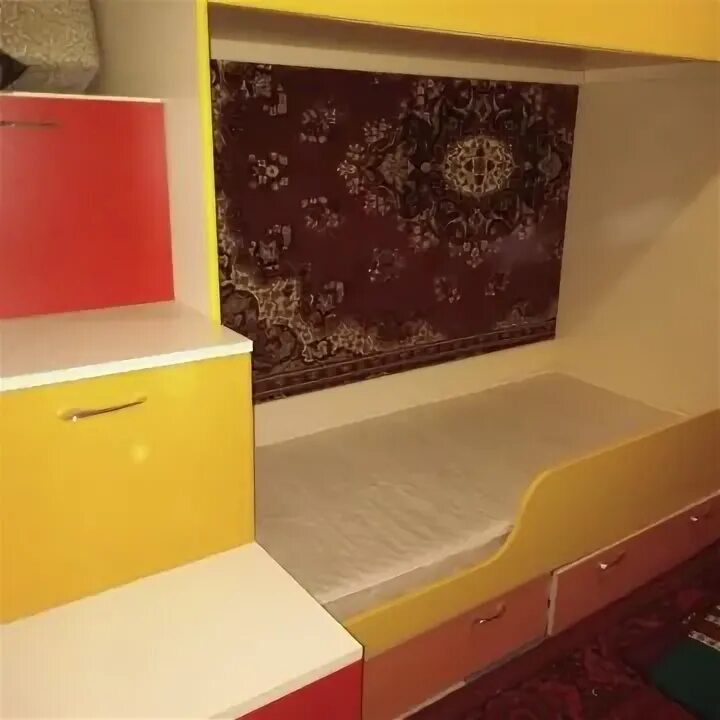Кровать самолея 2х спальная. Двуспальная кровать с матрасом даром. Керчь магазин матрасов. Авито керчь кровати. Спальня кассандра.