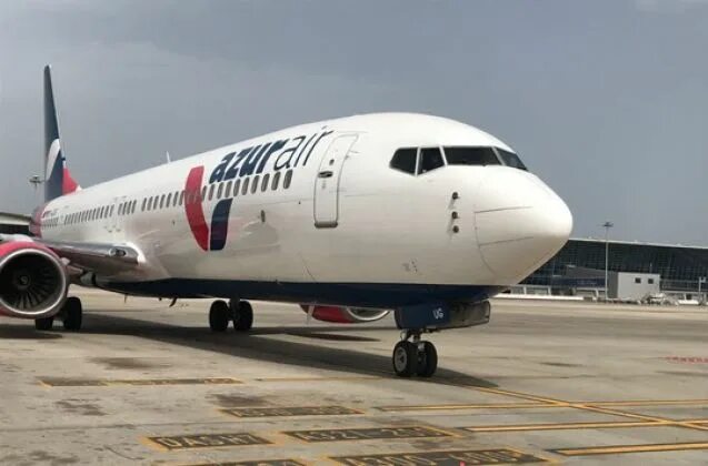 737-900er. Boeing 737-900er. 737-900 azur air. Боинг 737-900 (с винглетами). Boeing b737-900er узкофюзеляжный.