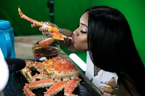 The Queen of Eating Shellfish Online Cooking Videos, Home Cooking, Cooking ...
