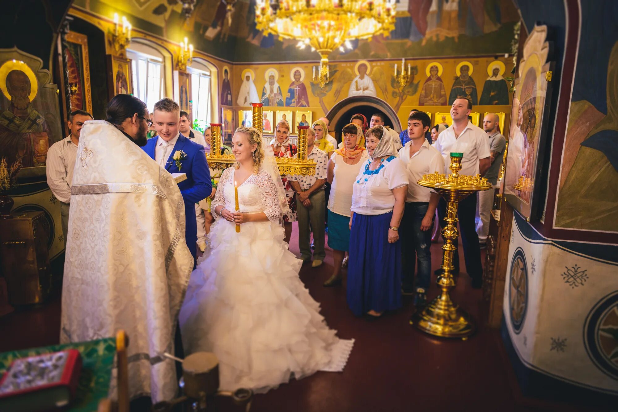 подарок на венчание родителям. венчание друзей. поздравить с годовщиной венчания. венчание в православной церкви. венчание друзей.