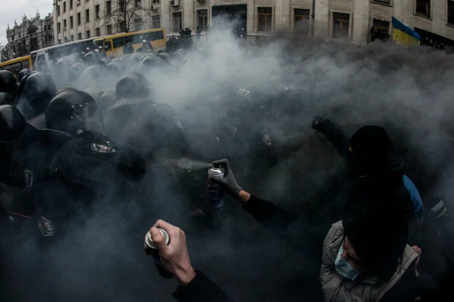 Майдан часть 1. Евромайдан штурм Банковой. Майдан 1 декабря 2013. Евромайдан 2014.
