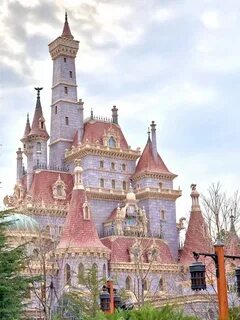 Розовый замок