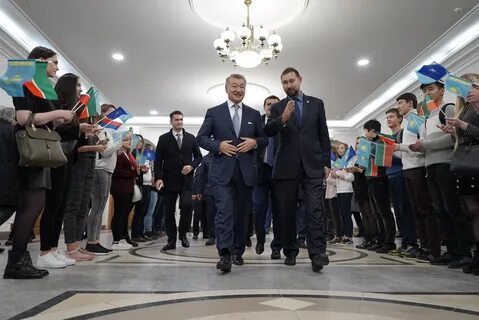 37 делегаций
