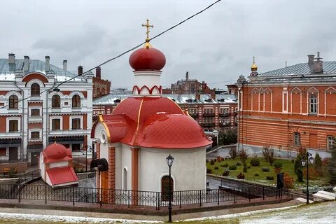 Красные купола