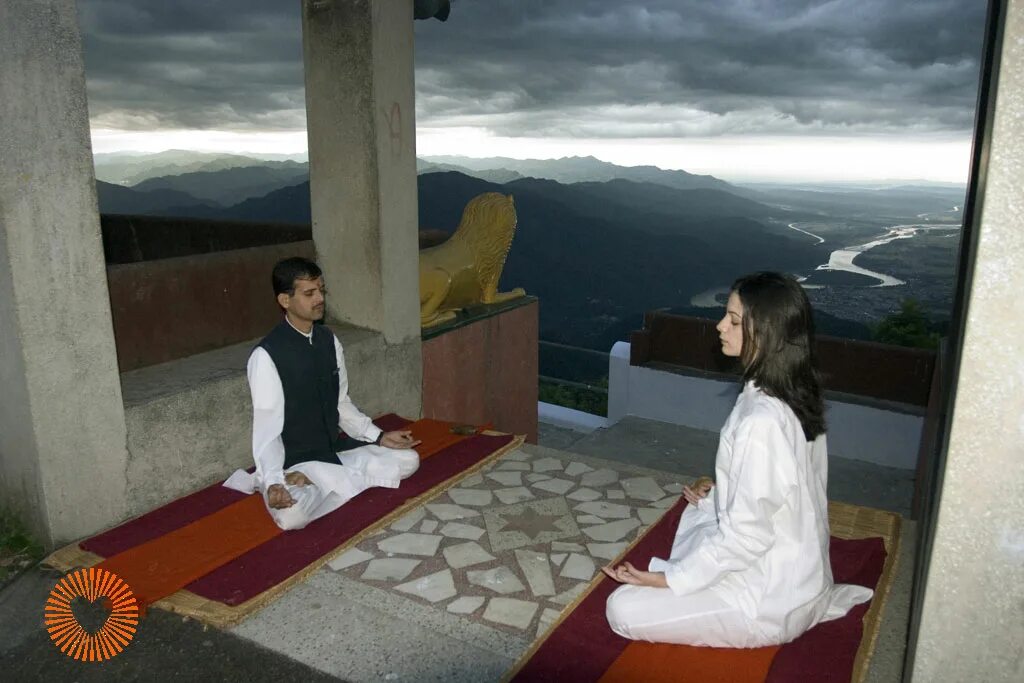Ананда спа Гималаи. Ананда спа Индия. Ананда – в Гималаях. Место для медитации