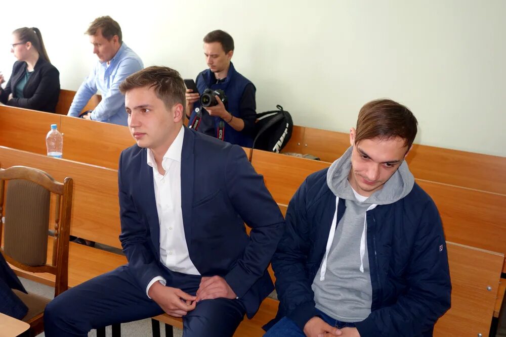 Младший сын мэра. Сын олега ладыкова чебоксары. олег ладыков. ладыков олег алексеевич. ладыков чебоксары сын.