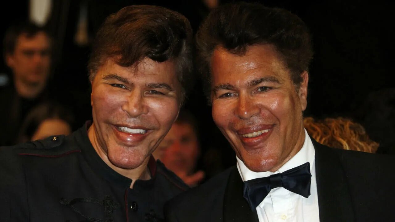 French twins. Les twins с родителями. Братьев-близнецов богданофф. Близнецы богдановы. French twins.