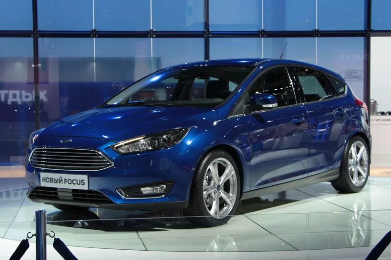 Купить новый форд спб. Ford Focus 2015. Ford Focus III 2015. Форд фокус 2015 хэтчбек. Ford Focus 3 Restyling.