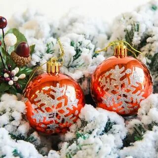 Елочные игрушки зима