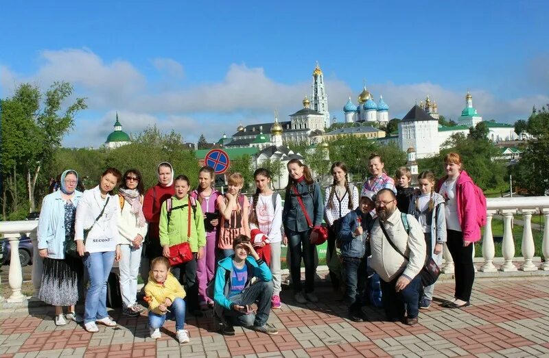 Святые костромского края. Церковь всех святых саров. Дивеево храм царственных мучеников. Храм зосимы и савватия саров. Православный саров.