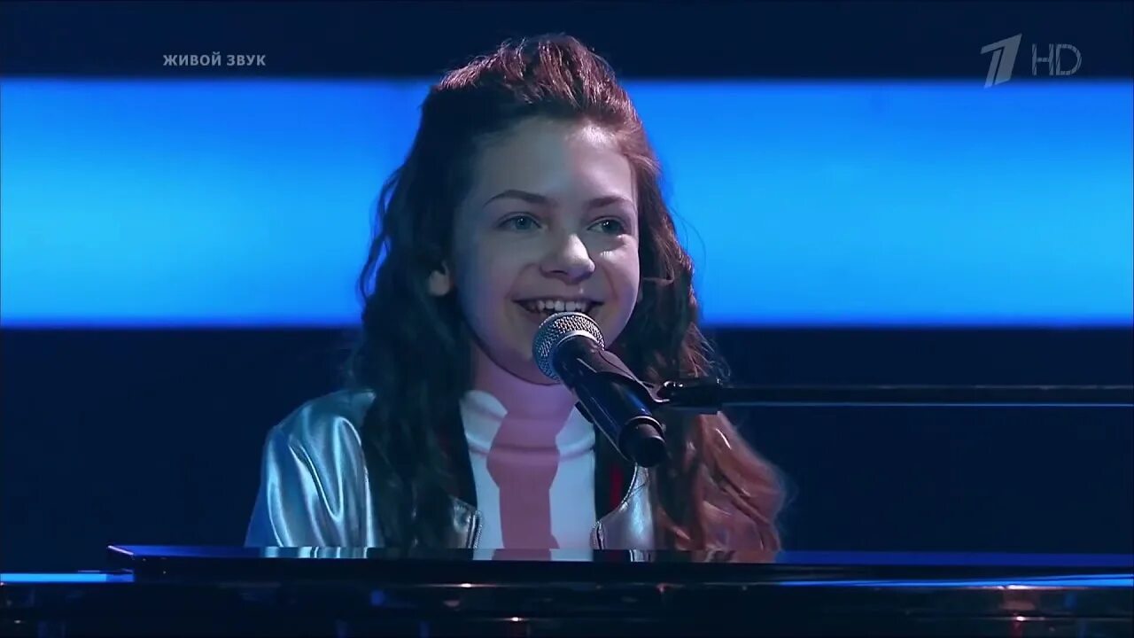 Манижа аминова валерия базыкина голос 7 дети. Пели пили новосибирск караоке. Поет лирика лирика сектор газа. Женщина, которая поет. Вокал ариана гранде.