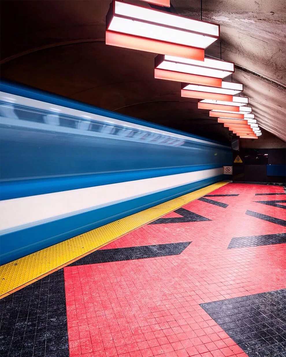 Топ красивых метро. Красивые станции метро. самые красивые станции метро. самые красивые станции московского метрополитена. необычные станции метро.