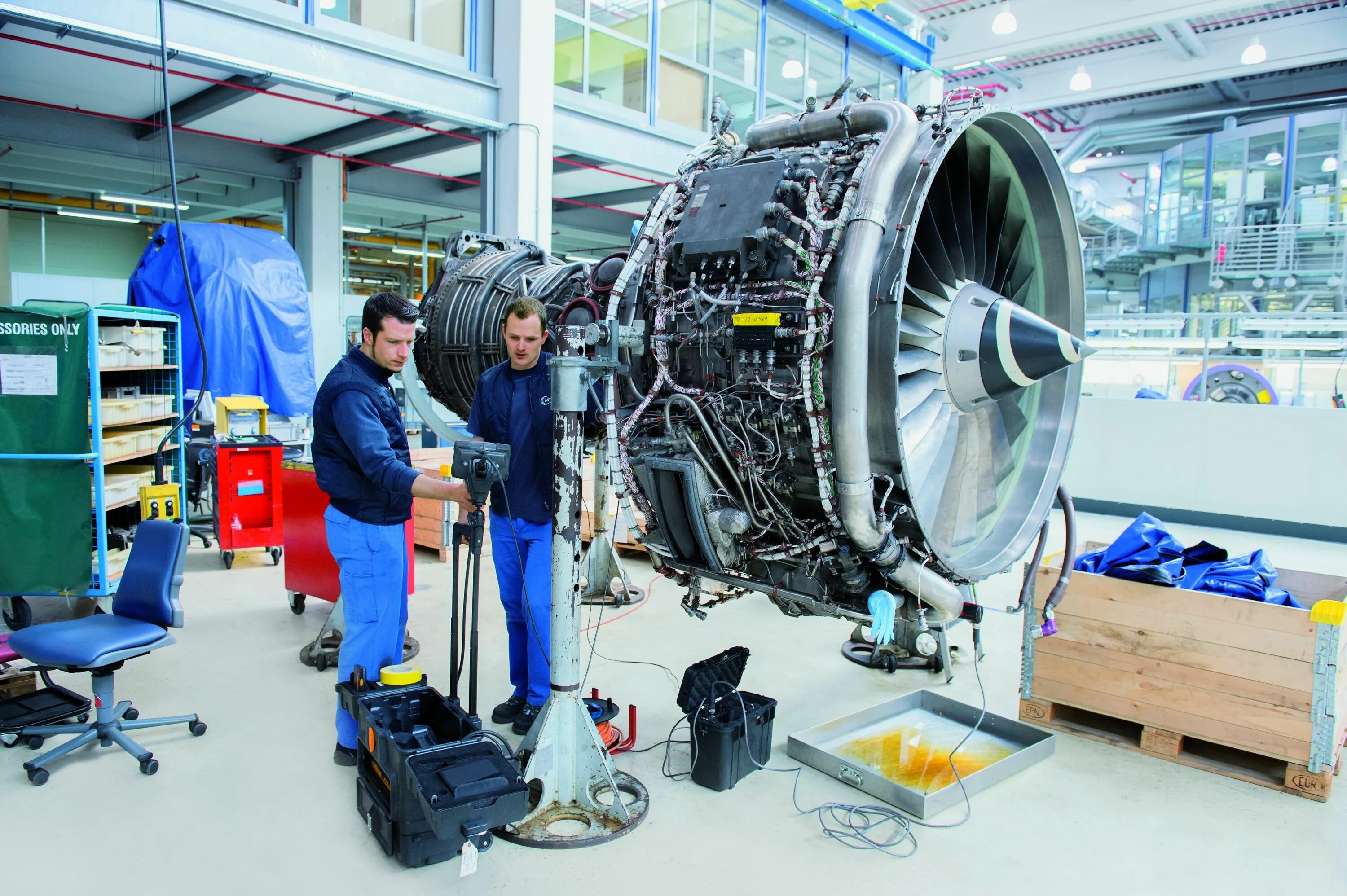 Аэро двигатели. Двигатель v2500-a5 (iae). iae v2500. international aero engines v2500. iae двигатели.